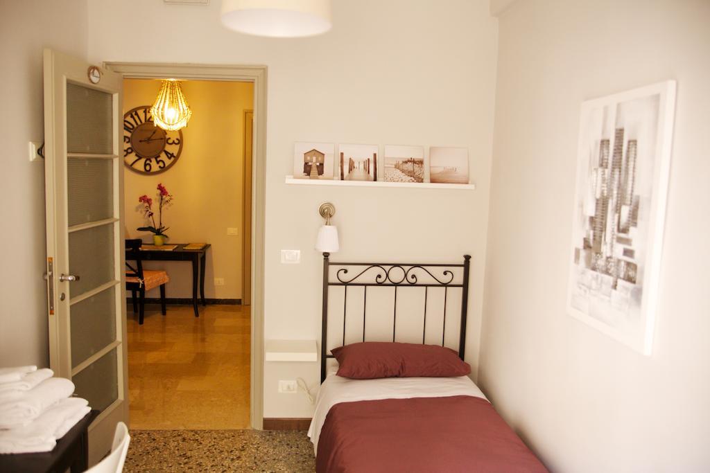 La Casa In Prati Bed & Breakfast Rome Room photo