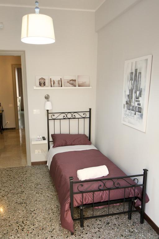 La Casa In Prati Bed & Breakfast Rome Room photo